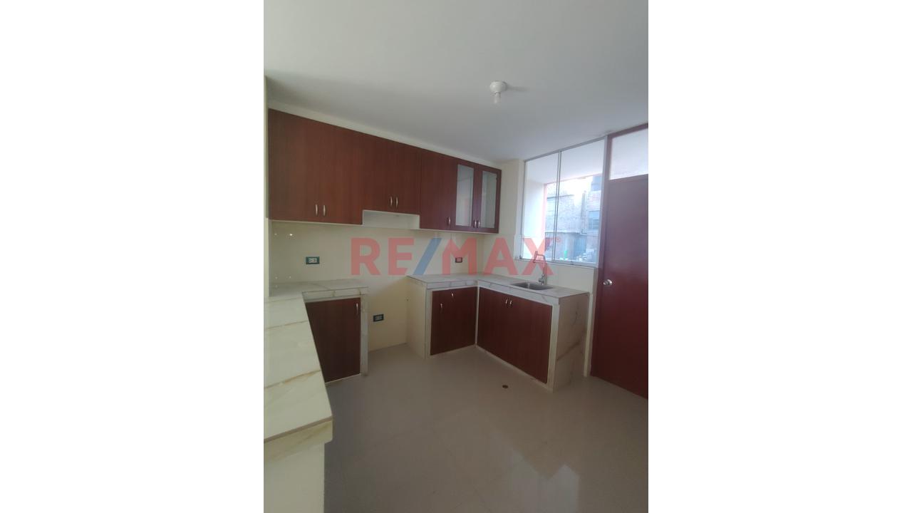 Departamento 103 M² En Socabaya – 3Er Piso, Bien Iluminado, Con Cochera Techada Independiente De 16.08 M² — foto 3