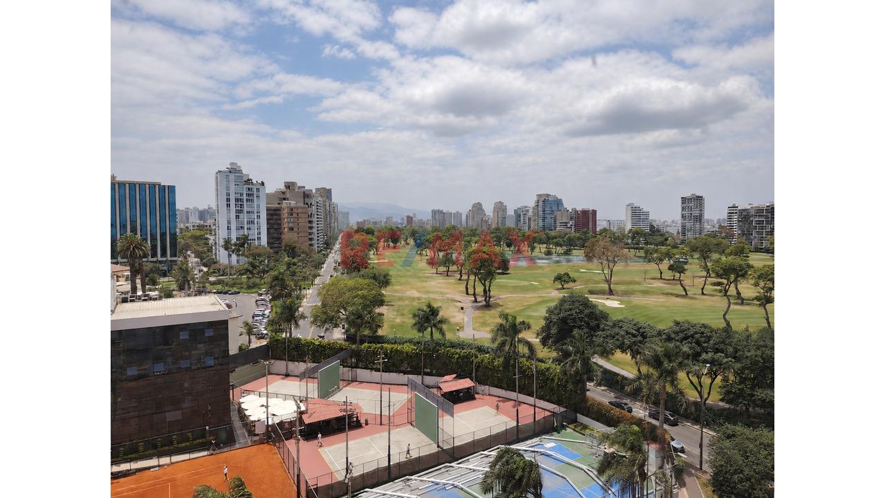 Exclusivo Departamento Con Vista Al Golf — foto 3