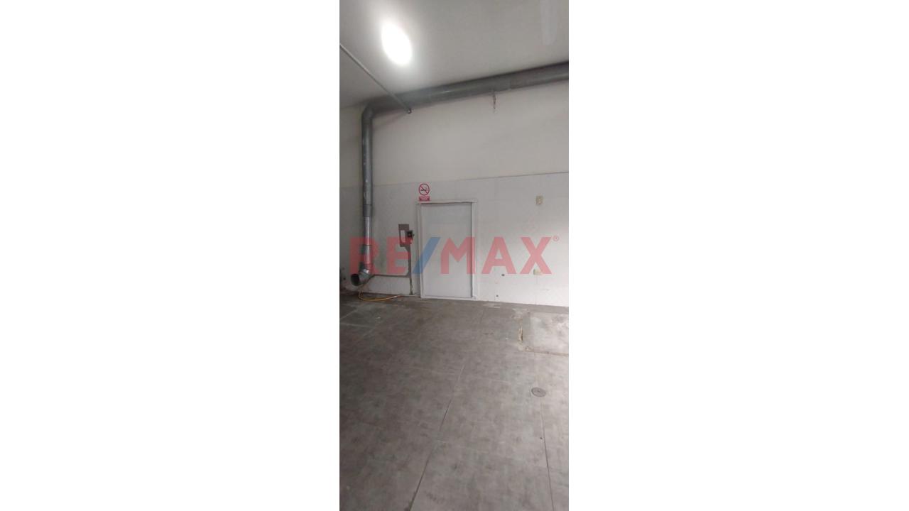 Alquilo Local Comercial En Surquillo — foto 5