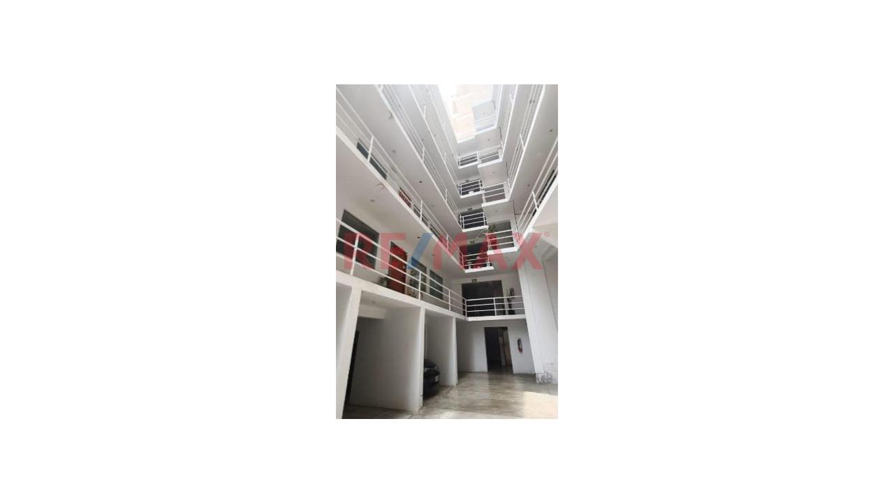 🏡 Alquiler De Departamento En Primer Piso | 3 Dormitorios | 70.65 M² | Chorrillos | S/ 1,450 Mensuales — foto 2