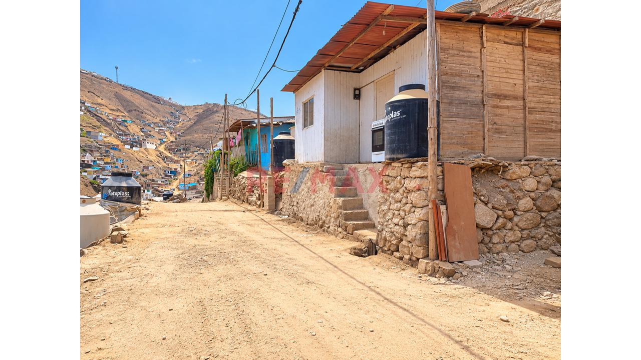 🏡 ¡Vendo Terreno De 90.50 M² Con Casa Prefabricada En Puente Piedra – Precio De Remate! - 3
