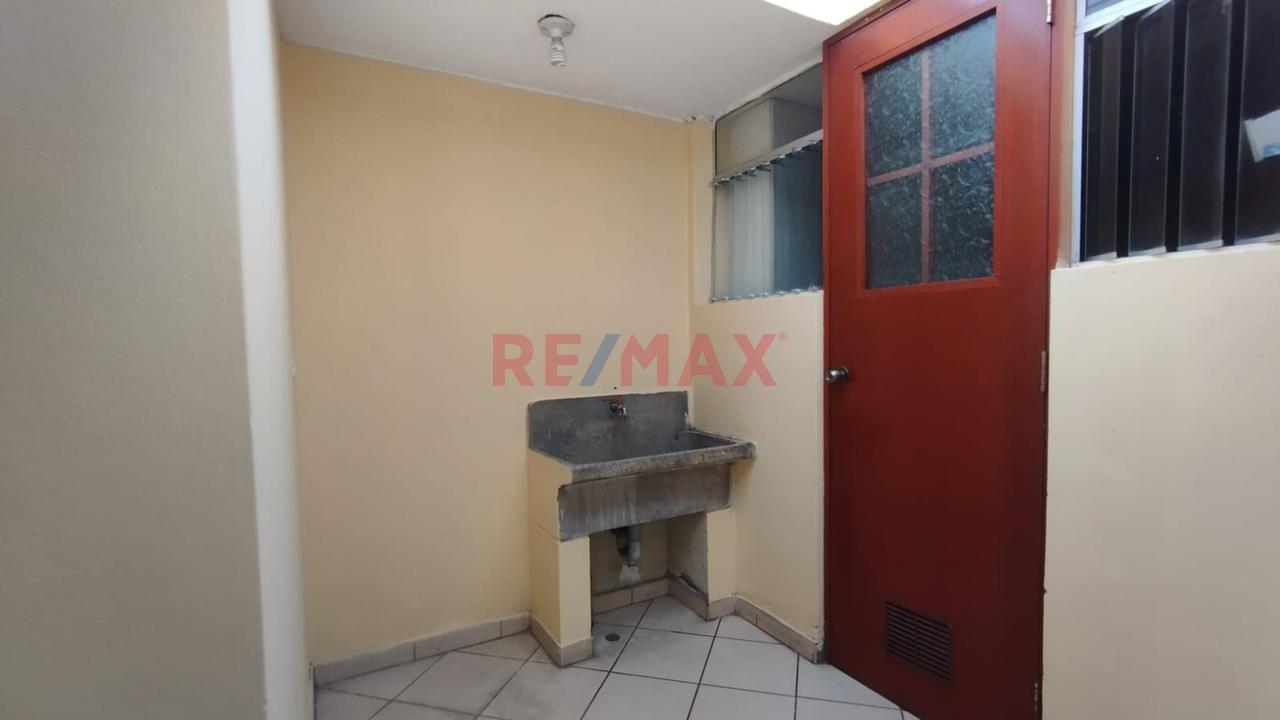 Alquilo Casa Urbana En Surco — foto 14