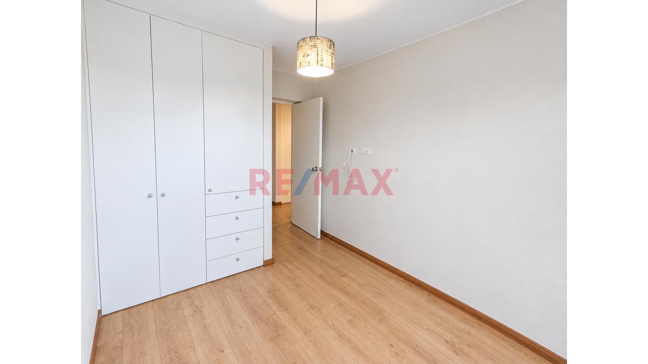 Departamento Con Estacionamiento En Av. Salaverry | Pet Friendly | Vista Panorámica — foto 7