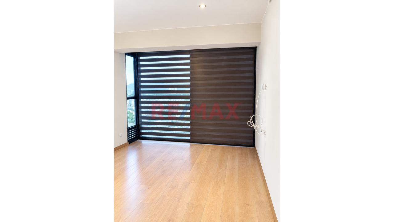 Departamento Con Estacionamiento En Av. Salaverry | Pet Friendly | Vista Panorámica — foto 5