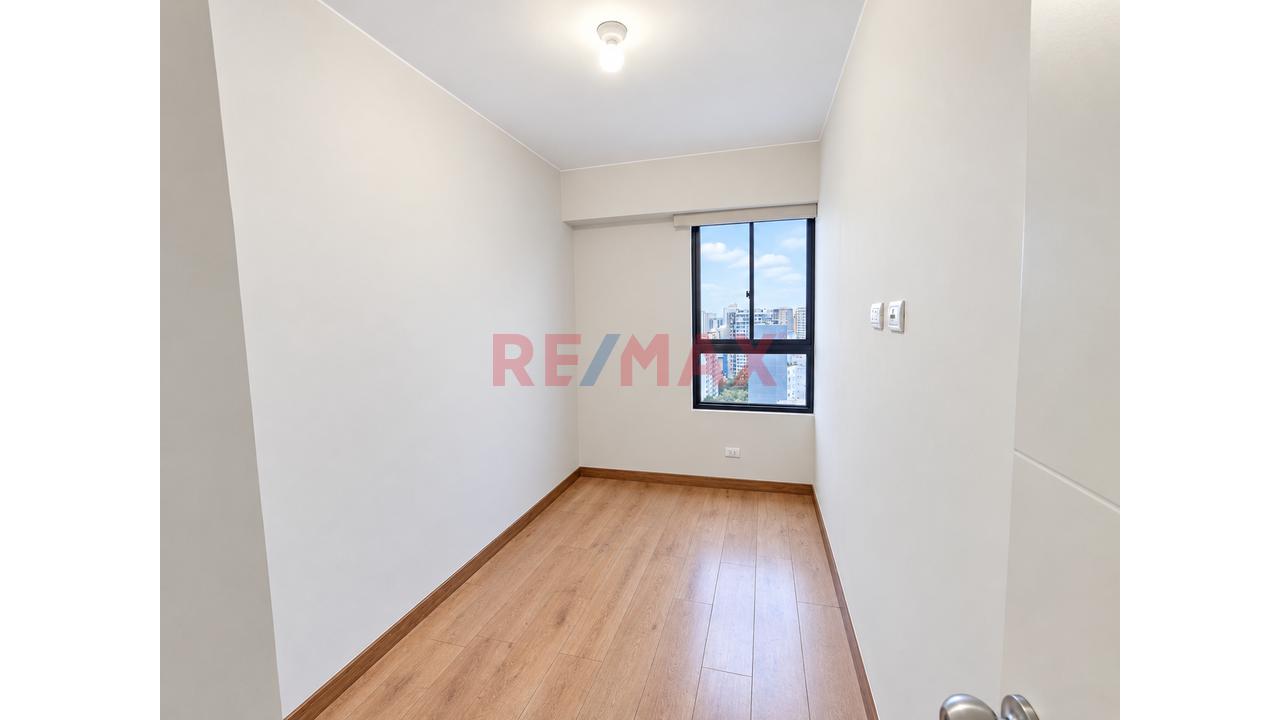 Departamento Con Estacionamiento En Av. Salaverry | Pet Friendly | Vista Panorámica — foto 6