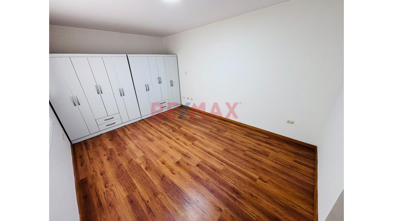 Oportunidad Dpto. Y Depósito En Venta En Barrio Medico Surquillo - 19