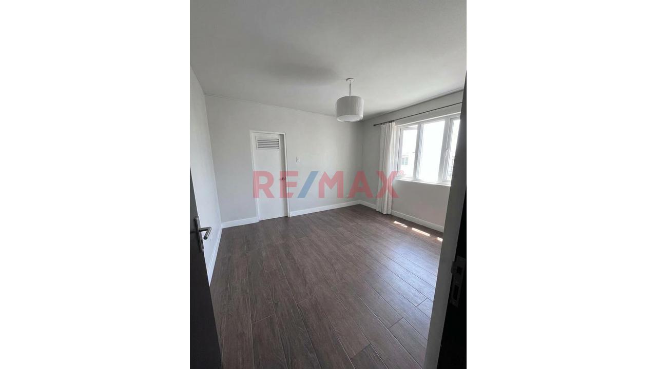 Departamento Amplio De 110 M² En Alquiler | Av. Dos De Mayo - San Isidro — foto 2