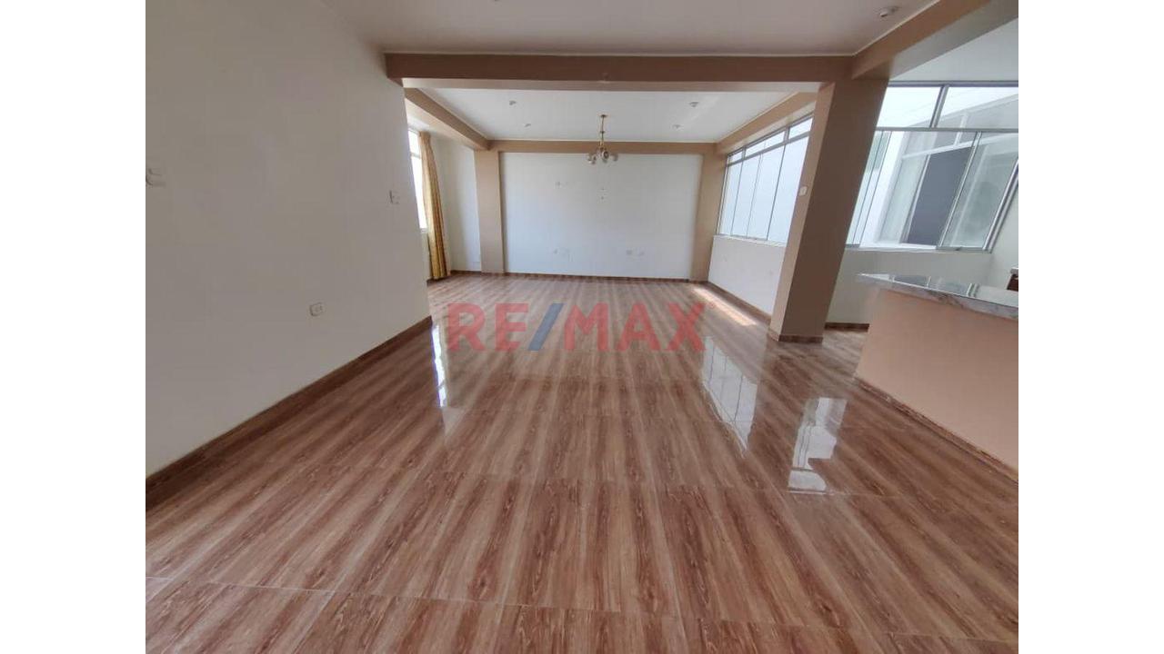 Se Alquila Amplio Departamento De 145 M² En Segundo Piso - Urb. Menorca, Condominio Posada Del Sol - Ica — foto 7