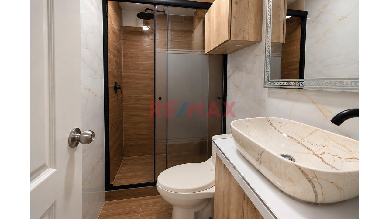 Se Vende Departamento En 1Er Piso Con Jardin Interior En Condominio Las Torres De Los Olivos — foto 9