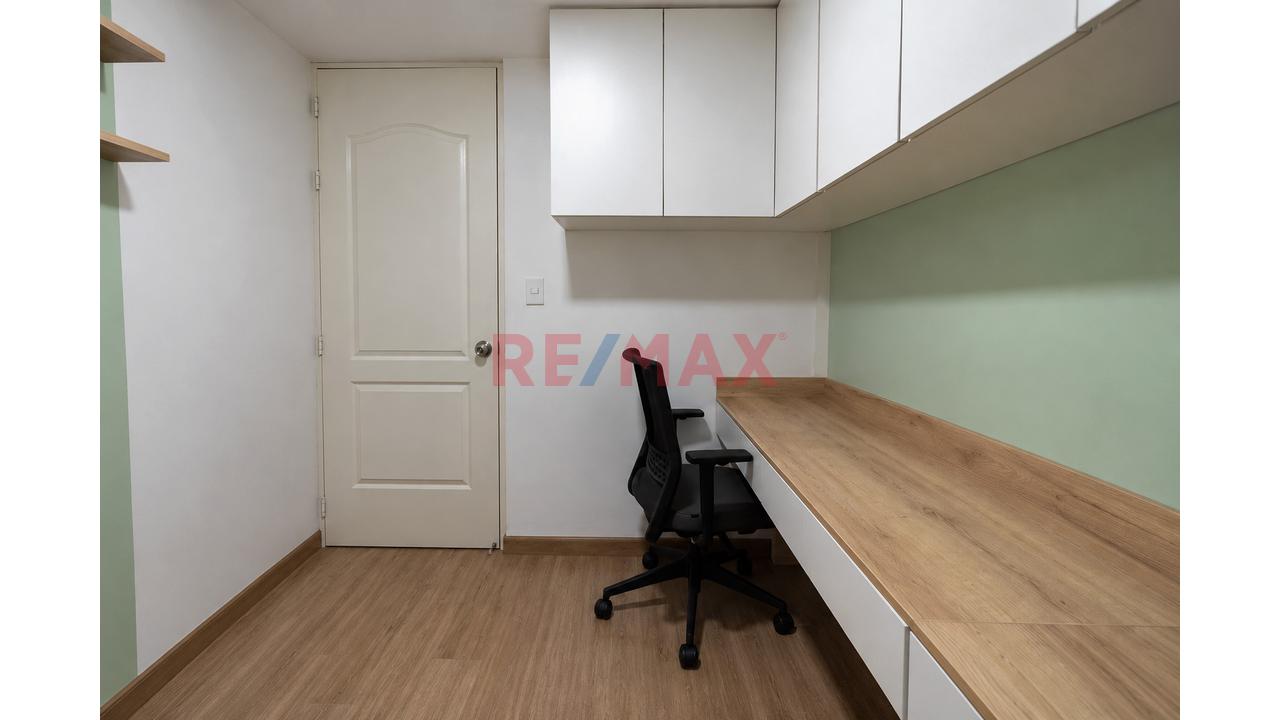 Se Vende Departamento En 1Er Piso Con Jardin Interior En Condominio Las Torres De Los Olivos — foto 8