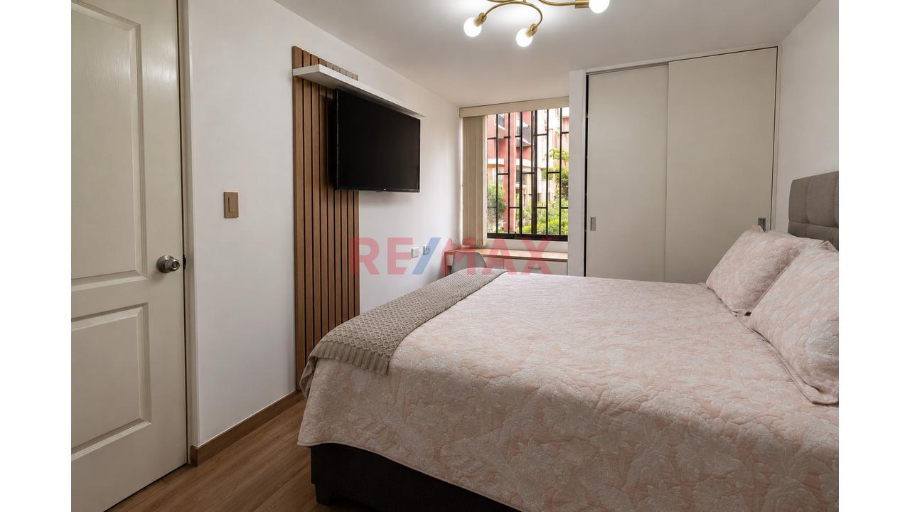 Se Vende Departamento En 1Er Piso Con Jardin Interior En Condominio Las Torres De Los Olivos — foto 5
