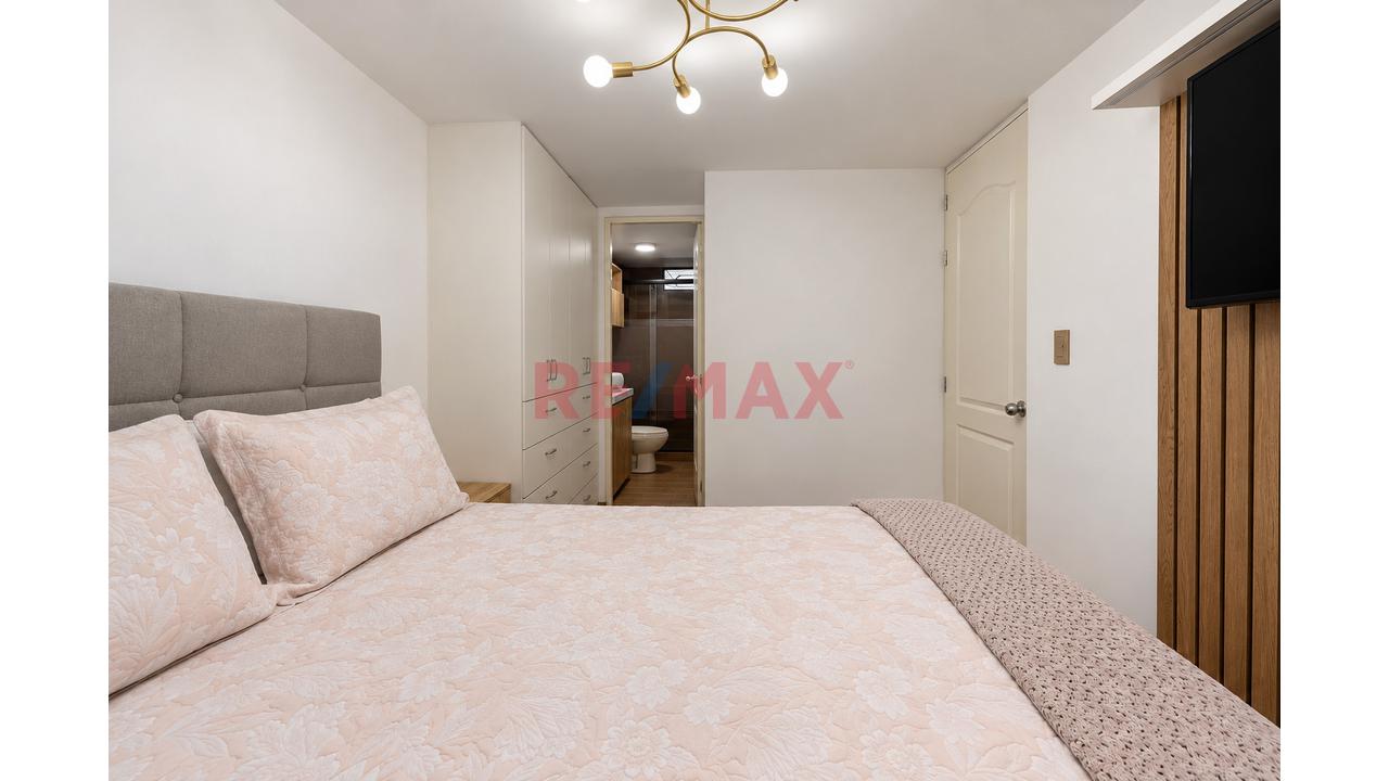 Se Vende Departamento En 1Er Piso Con Jardin Interior En Condominio Las Torres De Los Olivos — foto 4