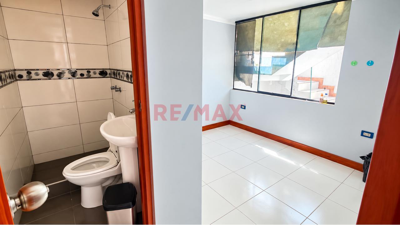 Casa Comercial En Alquiler Ideal Para Negocio - 4