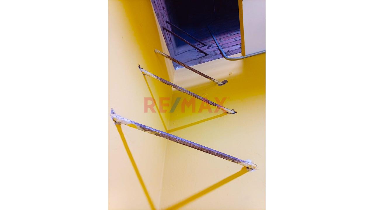 Ocasión Puesto Comercial En Venta – Las Malvinas, Av. Argentina 344 , Lima — foto 8