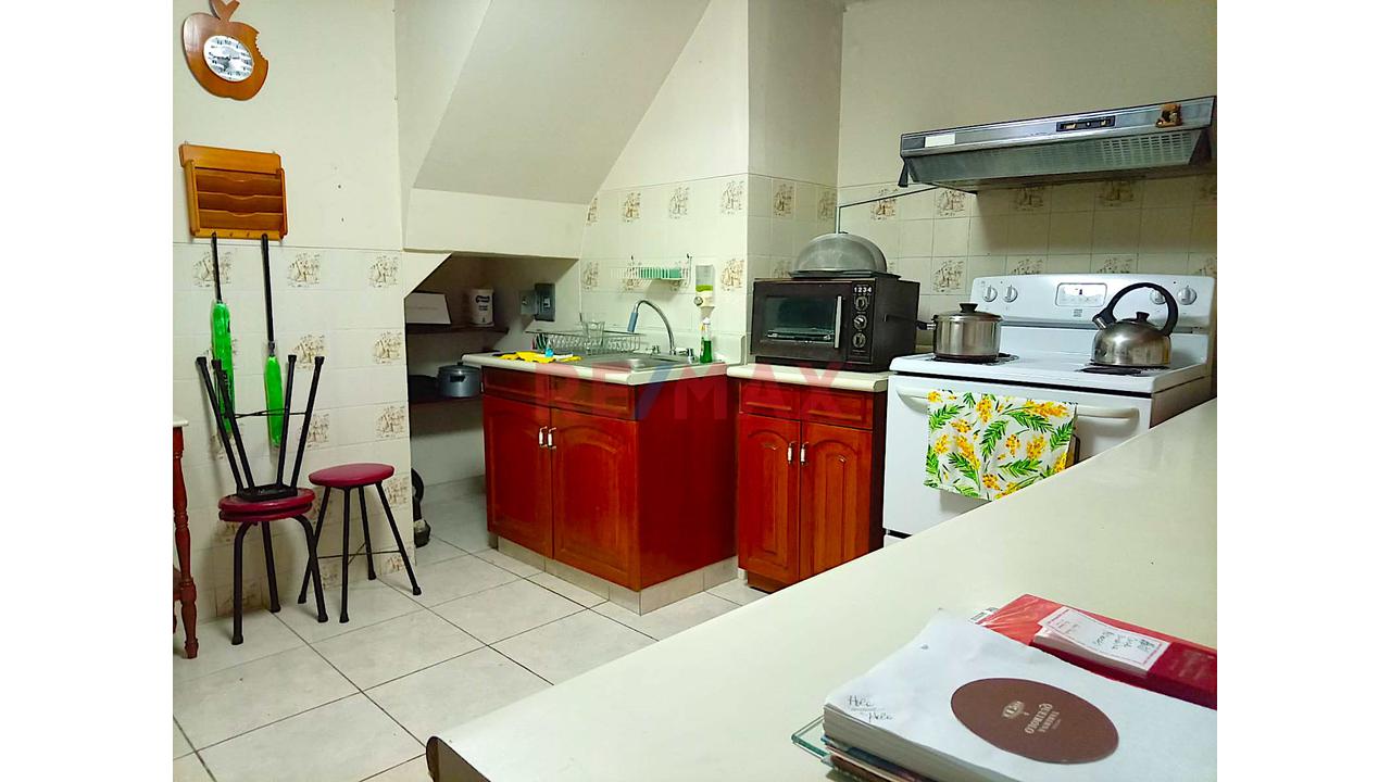 Oportunidad En Pueblo Libre Departamento De 167 M² En Segundo Piso + Azotea Con Potencial De Ampliación — foto 9