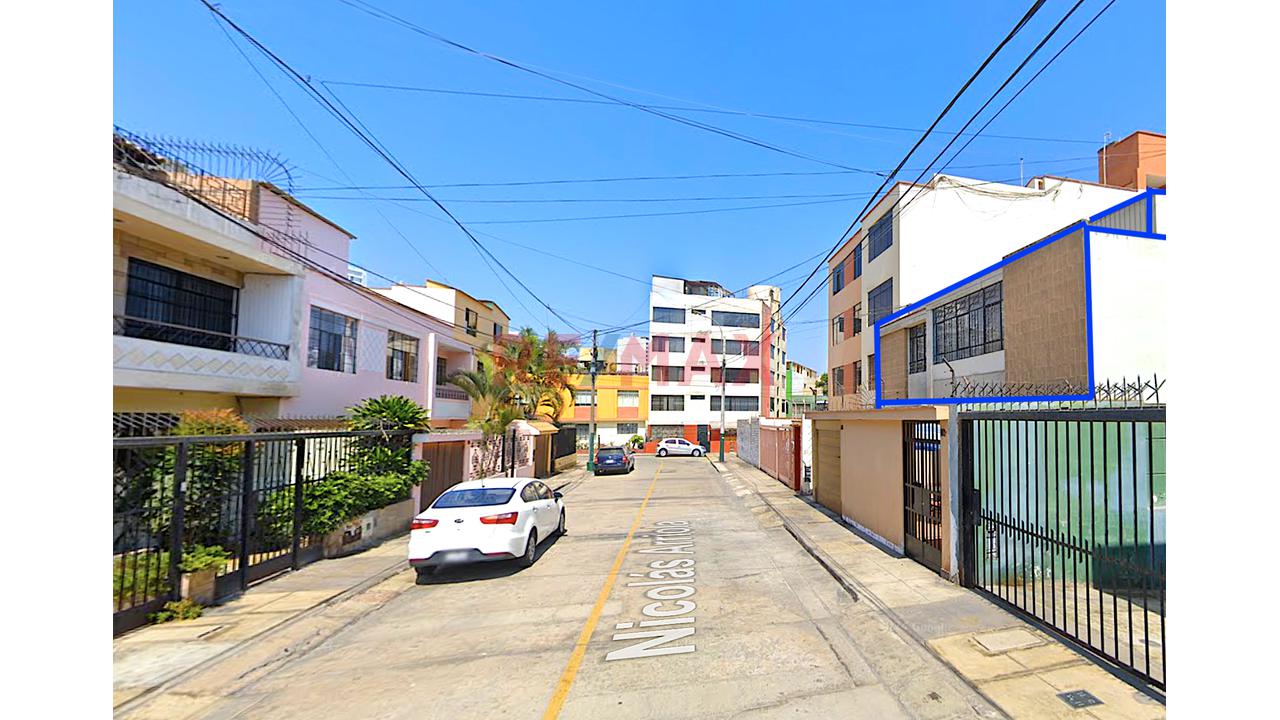Oportunidad En Pueblo Libre Departamento De 167 M² En Segundo Piso + Azotea Con Potencial De Ampliación — foto 3