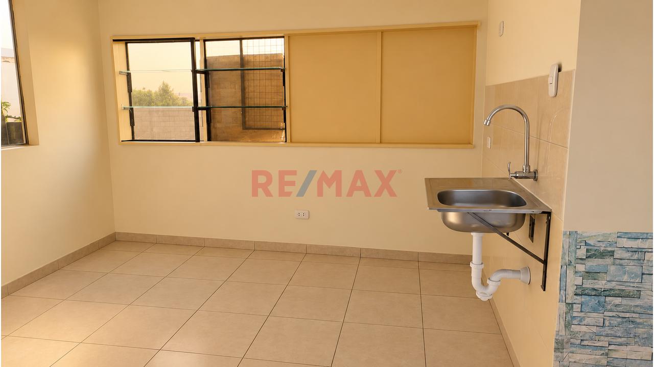 🏢 ¡Alquila Oficina De 70 M² En Excelente Ubicación En Los Olivos! - 2