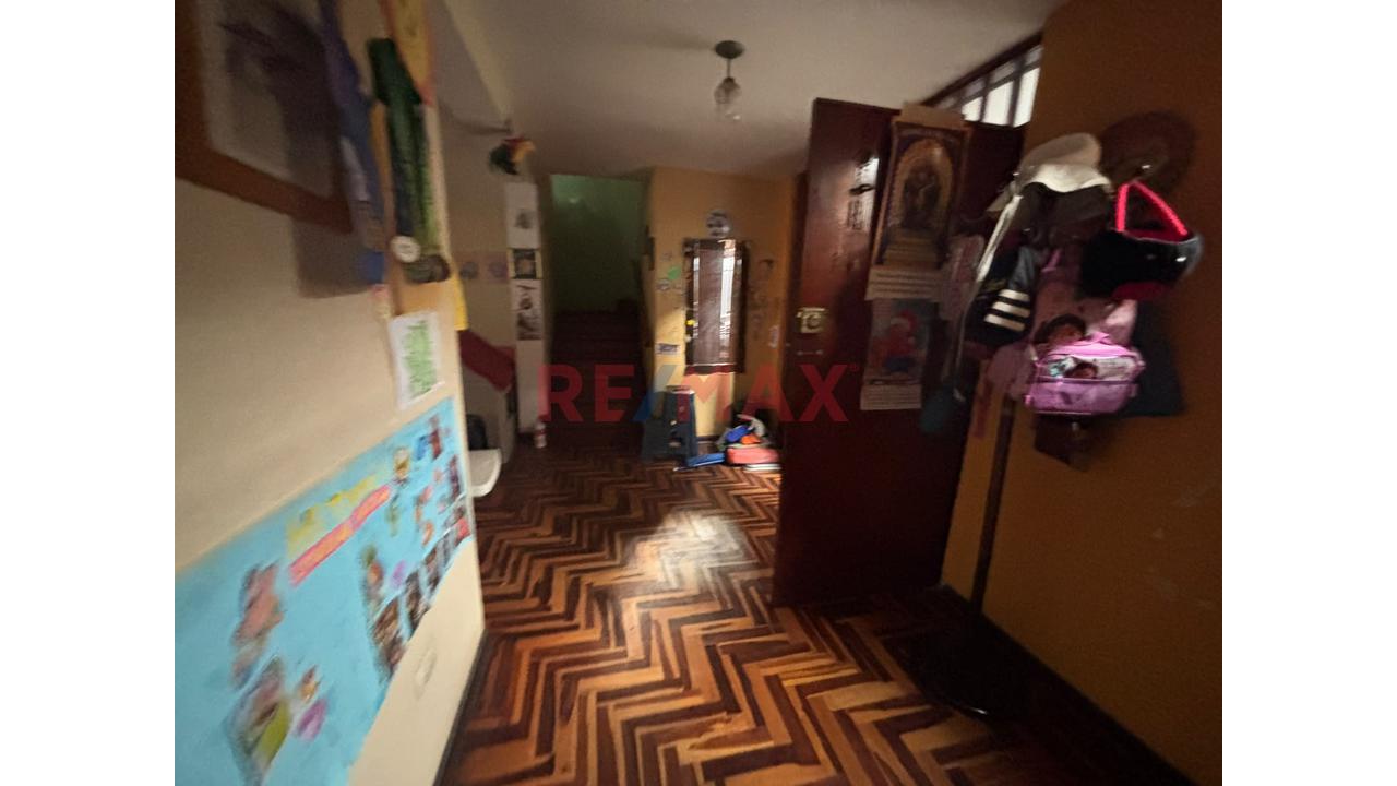 Oportunidad De Inversión 296M - Casa En Venta Como Terreno En Surco — foto 10