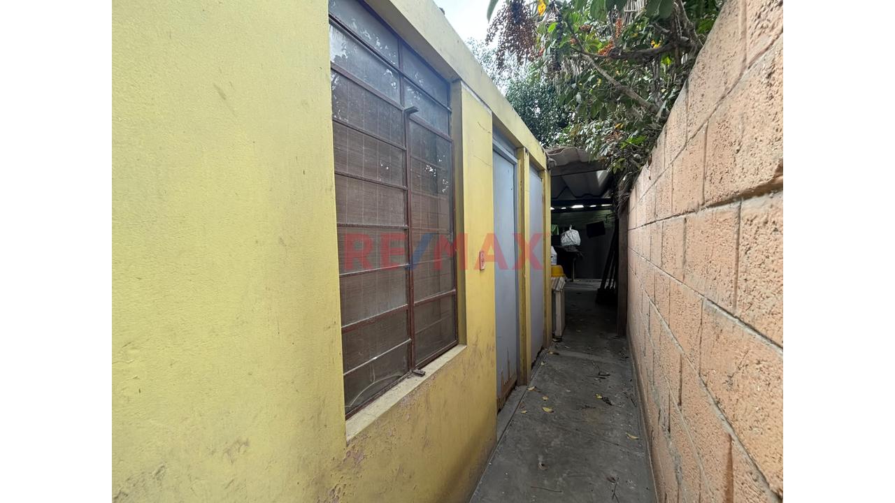 Oportunidad De Inversión 296M - Casa En Venta Como Terreno En Surco — foto 11