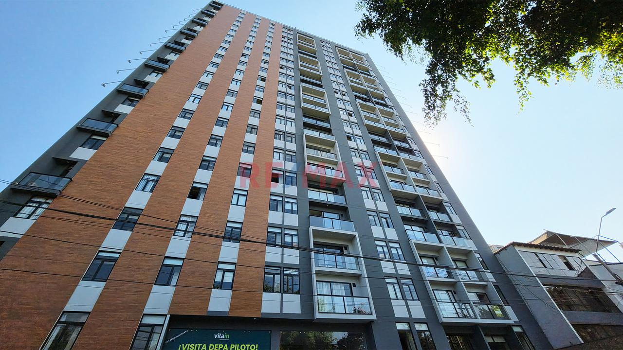 Venta De Impecable Departamento En Surco - Seminuevo — foto 10