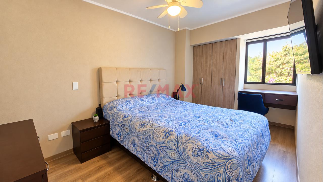 Venta De Impecable Departamento En Surco - Seminuevo — foto 5