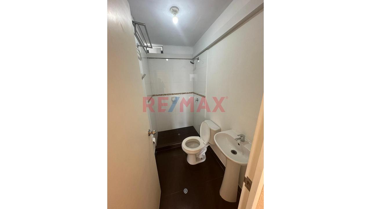 Alquilo Departamento En Av. Colonial - 1400 Soles — foto 11