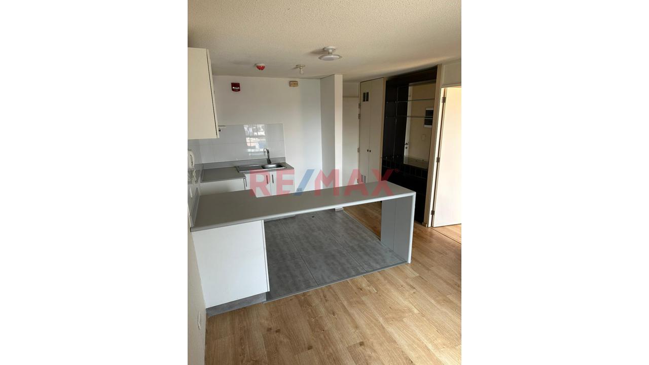 Alquilo Departamento En Av. Colonial - 1400 Soles — foto 5
