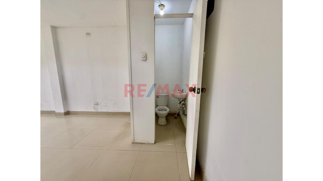 Alquilo Local Comercial 32Mt2, 1Er Piso, Villa María Del Triunfo - 7
