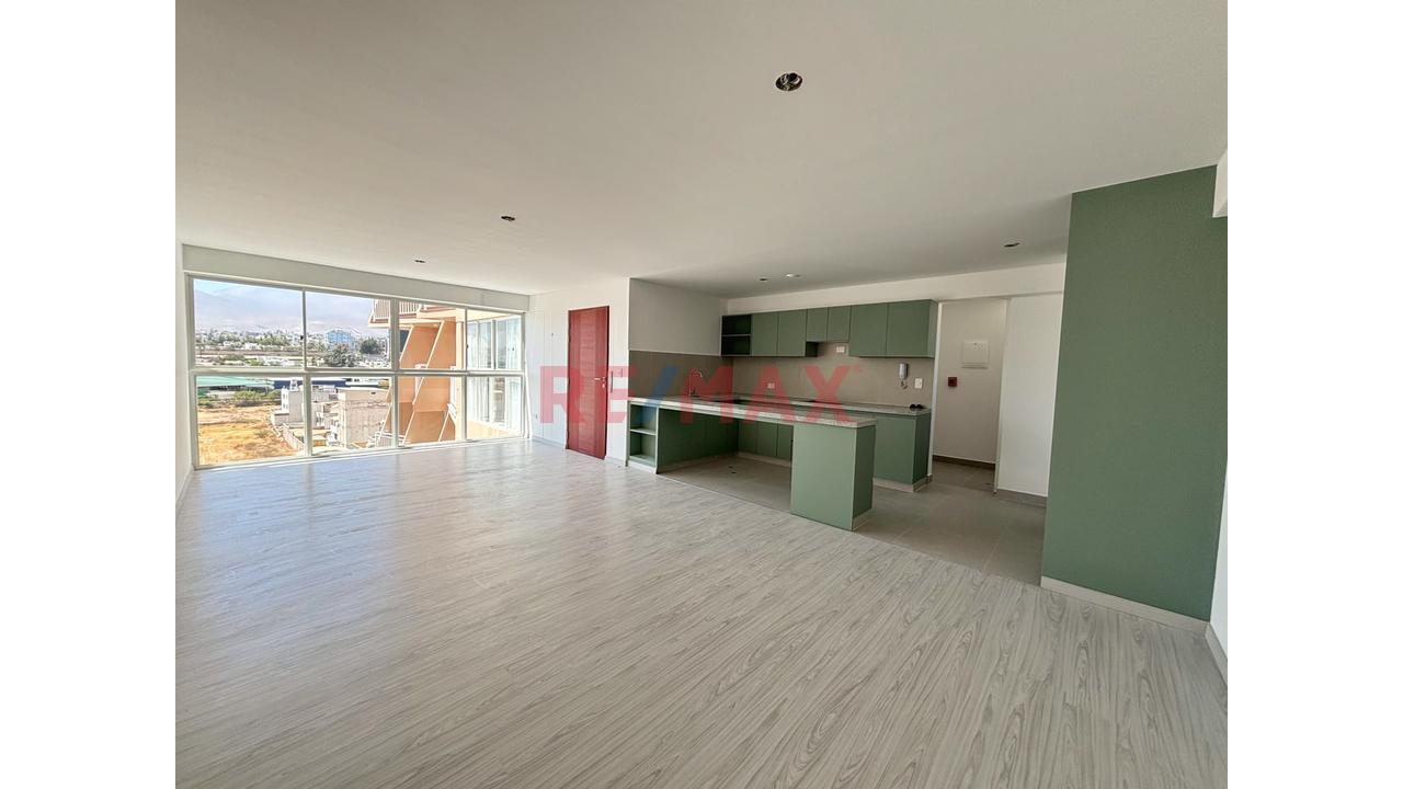Departamento De Estreno En 9No Piso - Cerro Colorado