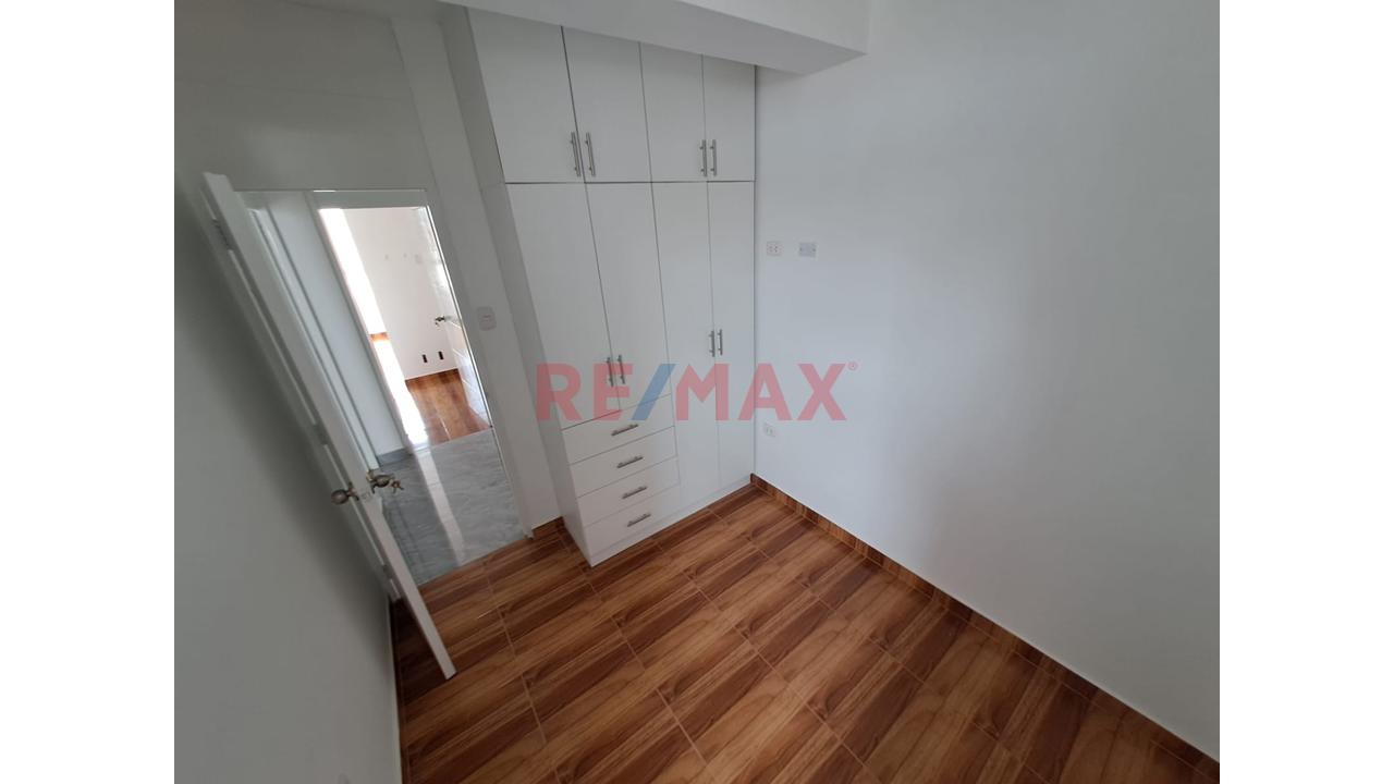 Departamento En Alquiler Urbanizacion Santa Victoria Chiclayo — foto 5