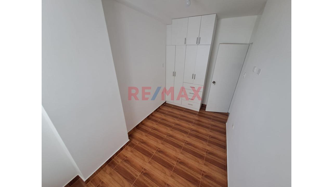 Departamento En Alquiler Urbanizacion Santa Victoria Chiclayo — foto 3