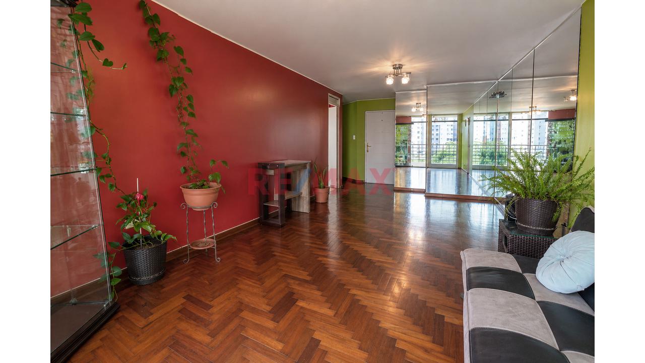 Espacioso Departamento Flat En Av. Salaverry Jesus Maria - 2