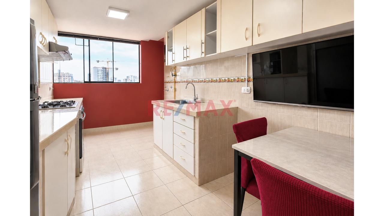 Espacioso Departamento Flat En Av. Salaverry Jesus Maria - 10