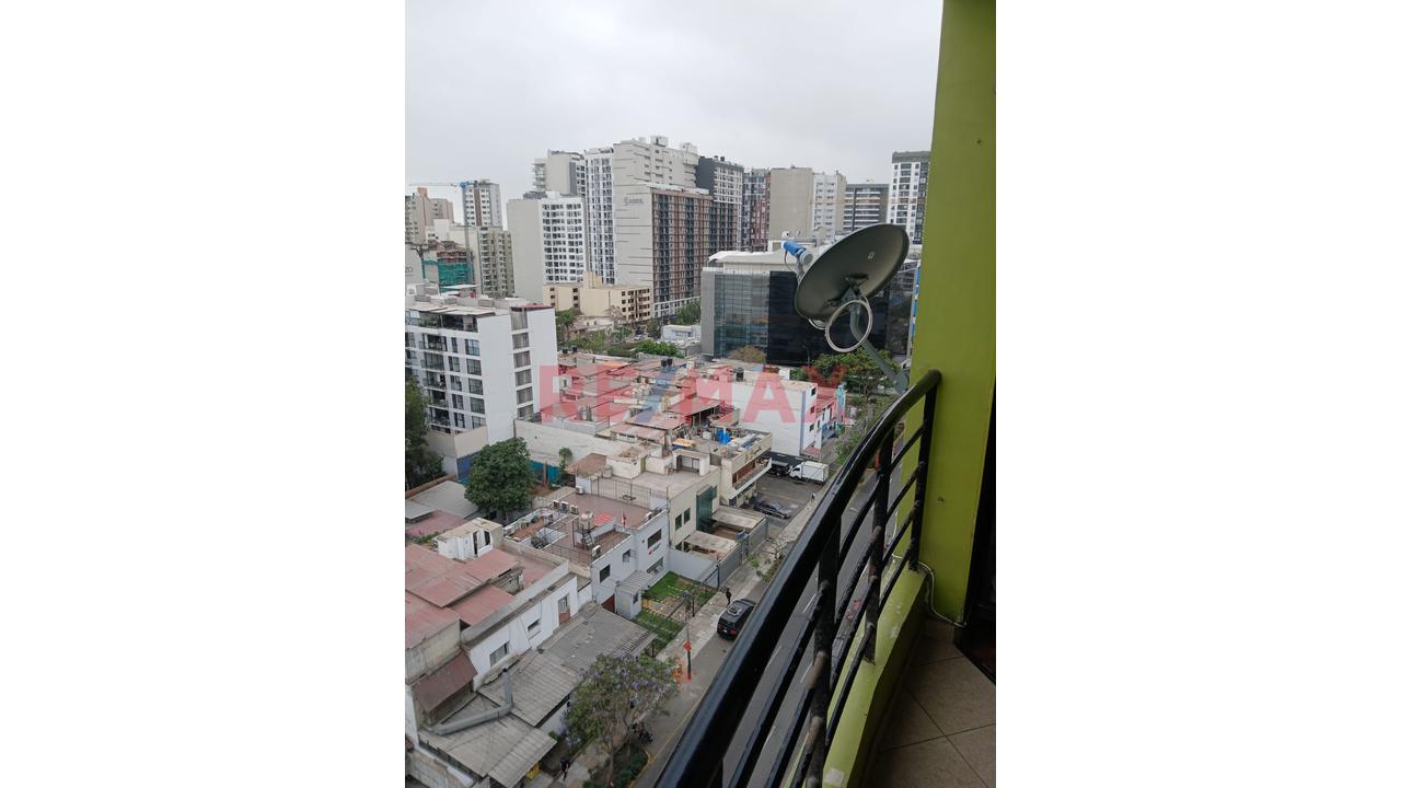 Espacioso Departamento Flat En Av. Salaverry Jesus Maria — foto 4