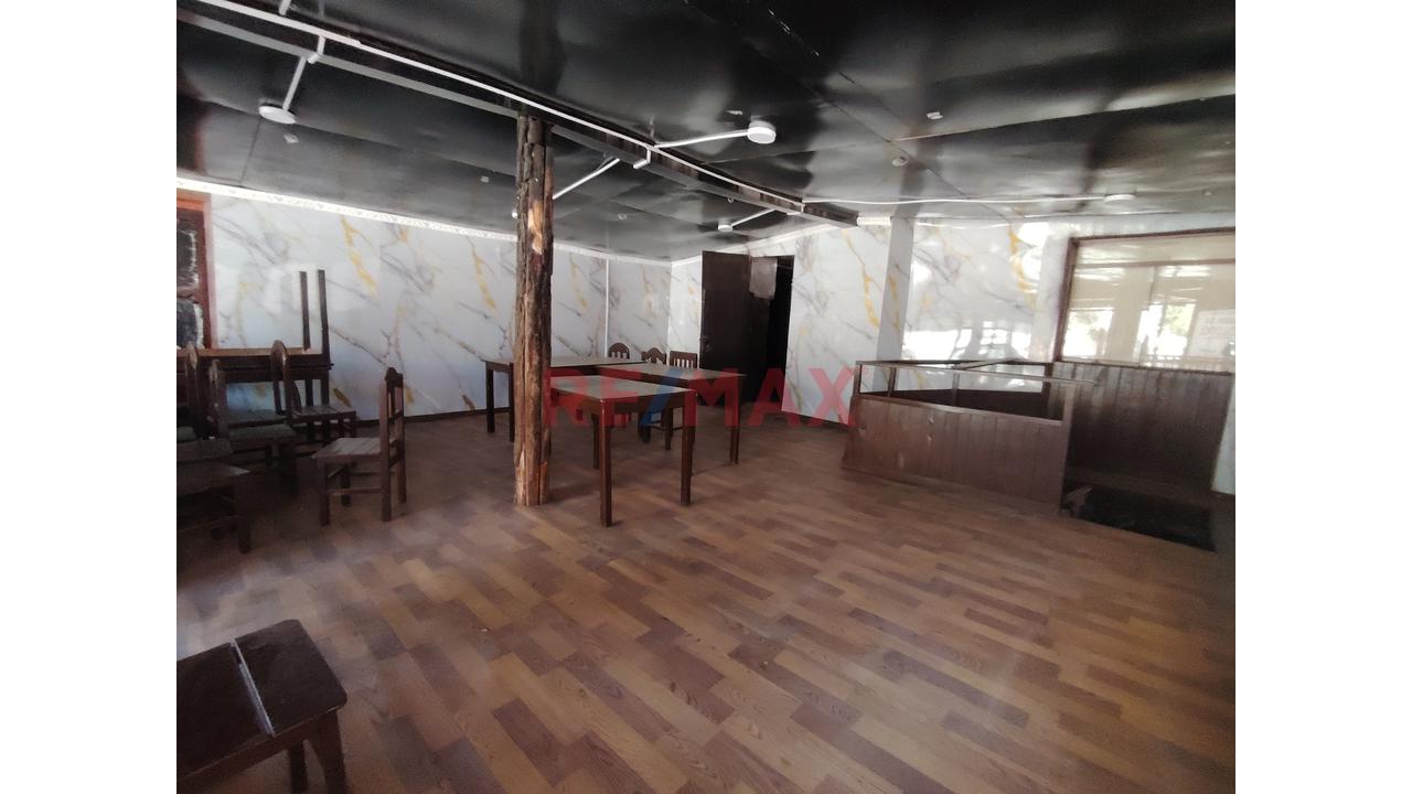 Alquilo Local Comercial Segundo Piso Con Opcion A Alquilar El 100% De La Propiedad En La Plaza De Chivay — foto 5