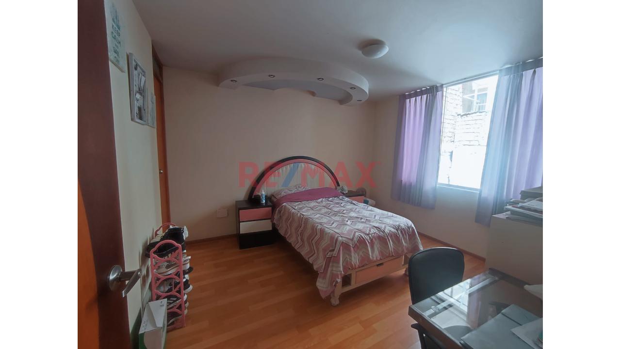 Acogedor Triplex En Alquiler - 15