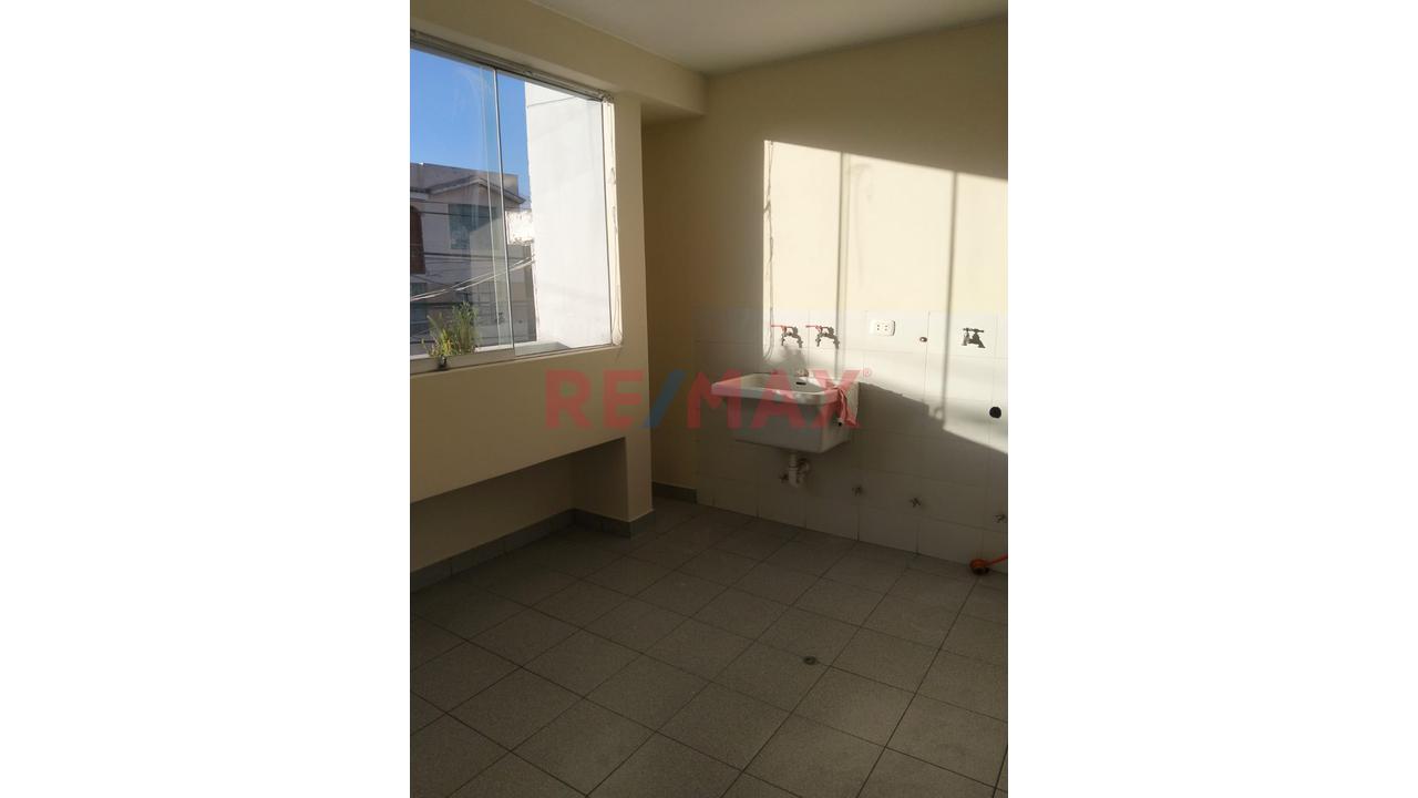 Amplio Departamento En Alquiler Vallecito — foto 10