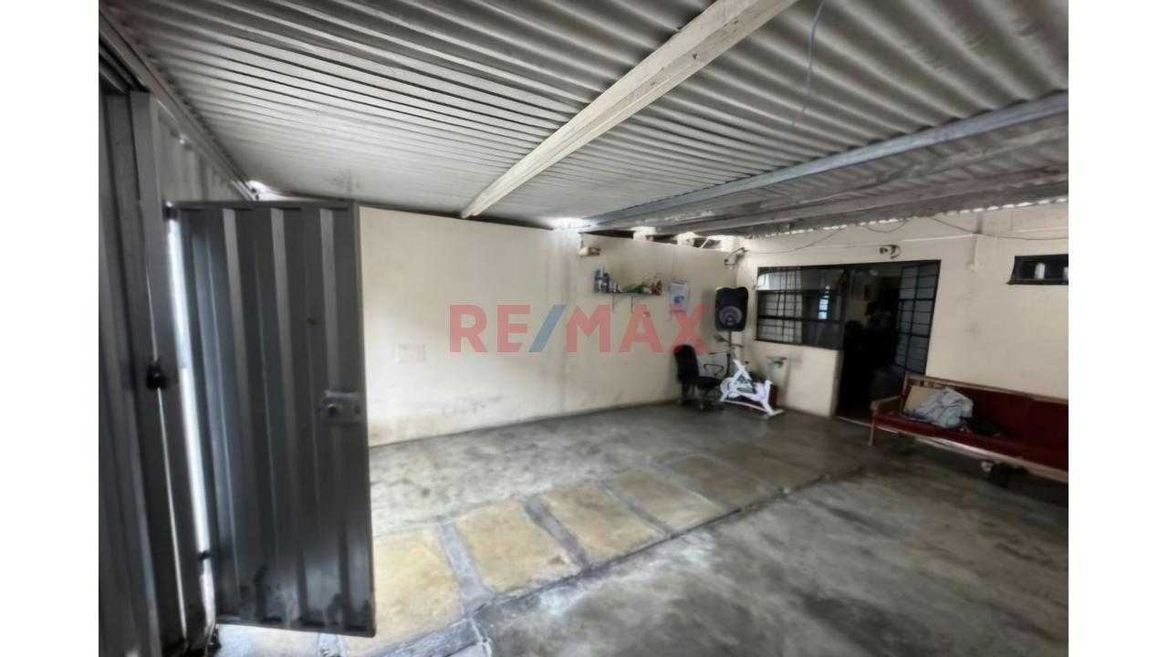 Casa Como Terreno En Venta – 160 M² — foto 2