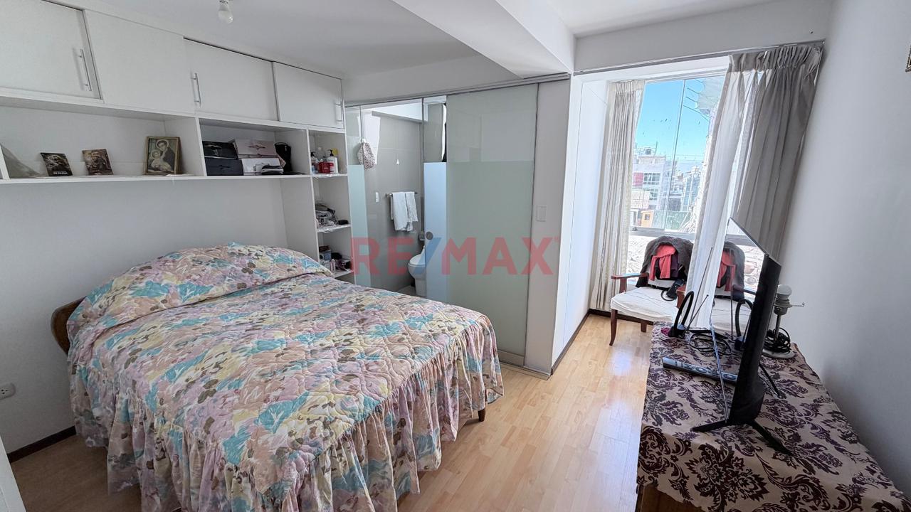 Departamento En Venta Cerro Colorado, Excelente Ubicación — foto 3