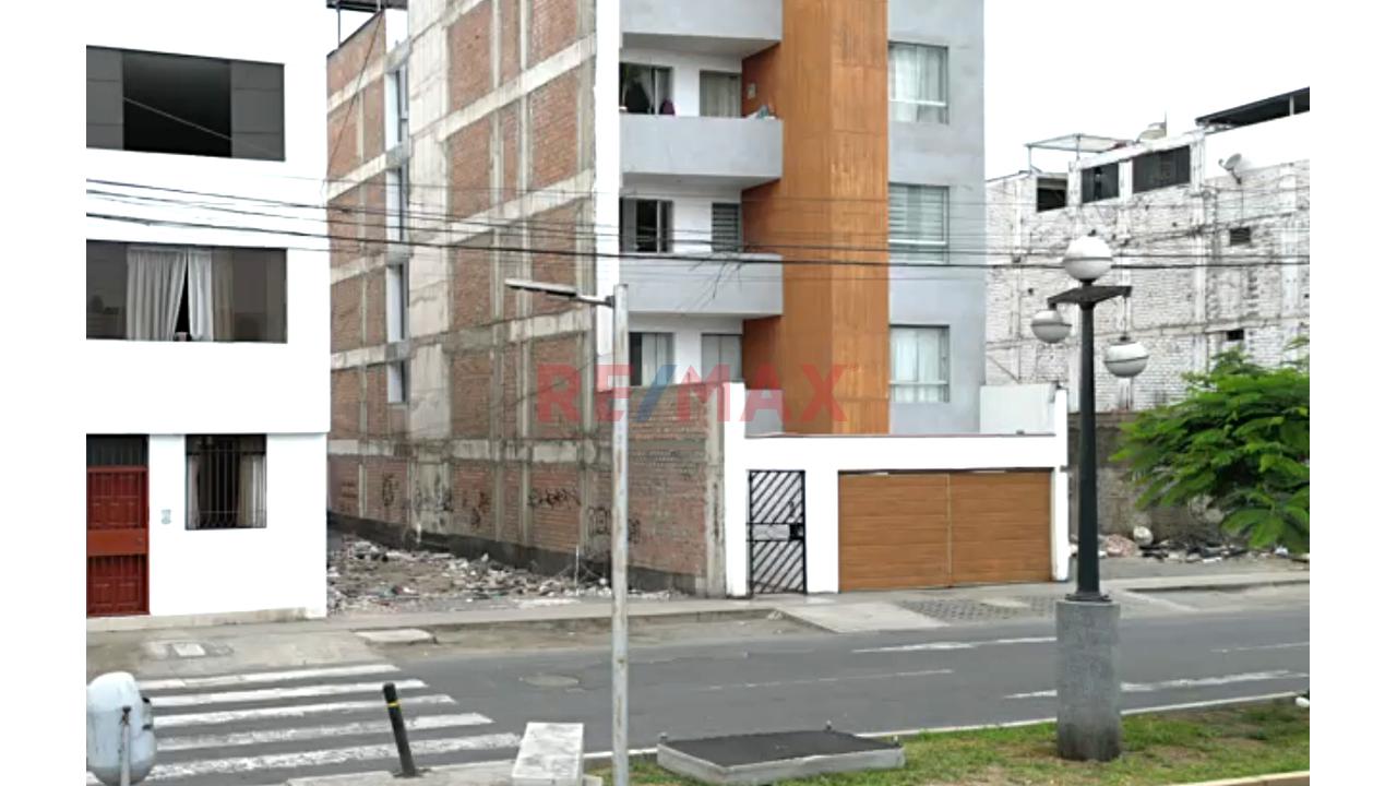 Terreno Comercial En Alquiler De 168 M² En Chorrillos – Excelente Ubicación - 6
