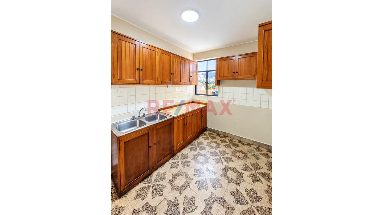 🏡 Departamento En Alquiler En Corpac, San Isidro | 2 Dormitorios, Vista Al Parque Y Cochera — foto 4