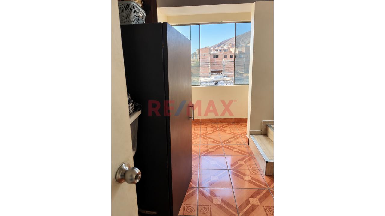 Vendo Casa De 4 Pisos + Local Comercial Ferretero En Independencia – Tahuantinsuyo! 🏗️🔹 — foto 9