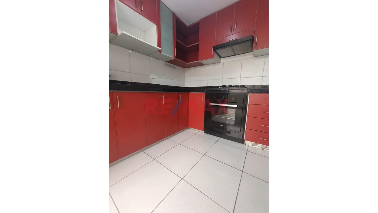 Departamento Con Cochera En Condominio Seguro — foto 12