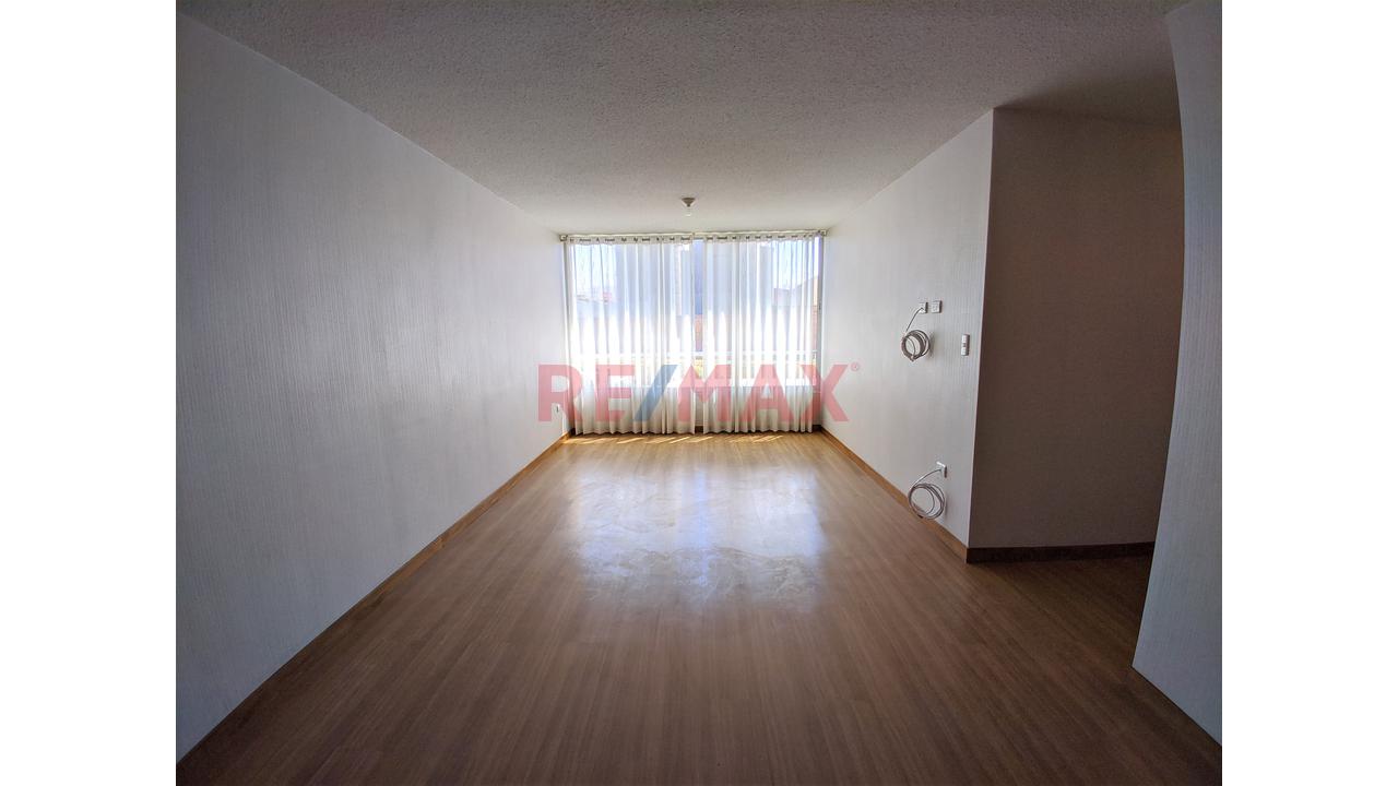 Se Vende Excelente Departamento 3 Habitaciones Y Cochera En El Condominio Alegra — foto 3