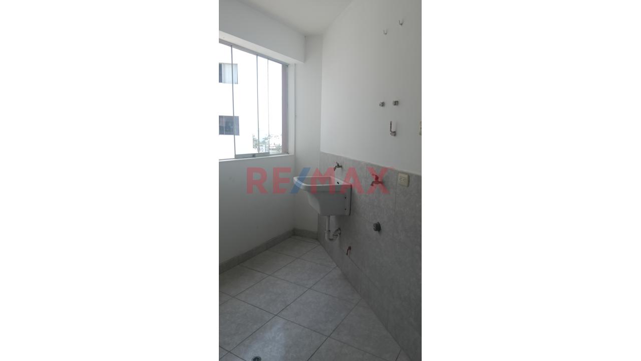 Alquiler De Departamento En Condominio Privado In House El Golf — foto 5