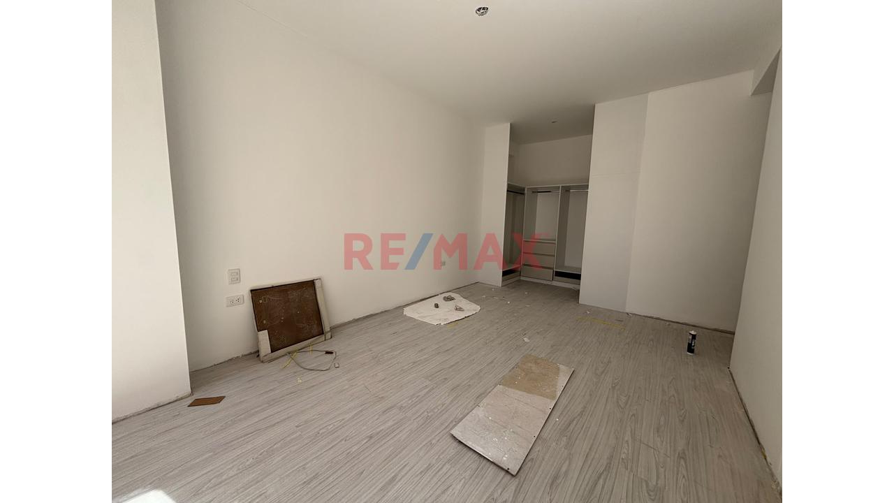 Departamento En Estreno En 1Er Piso Con Patio - Cerro Colorado — foto 4