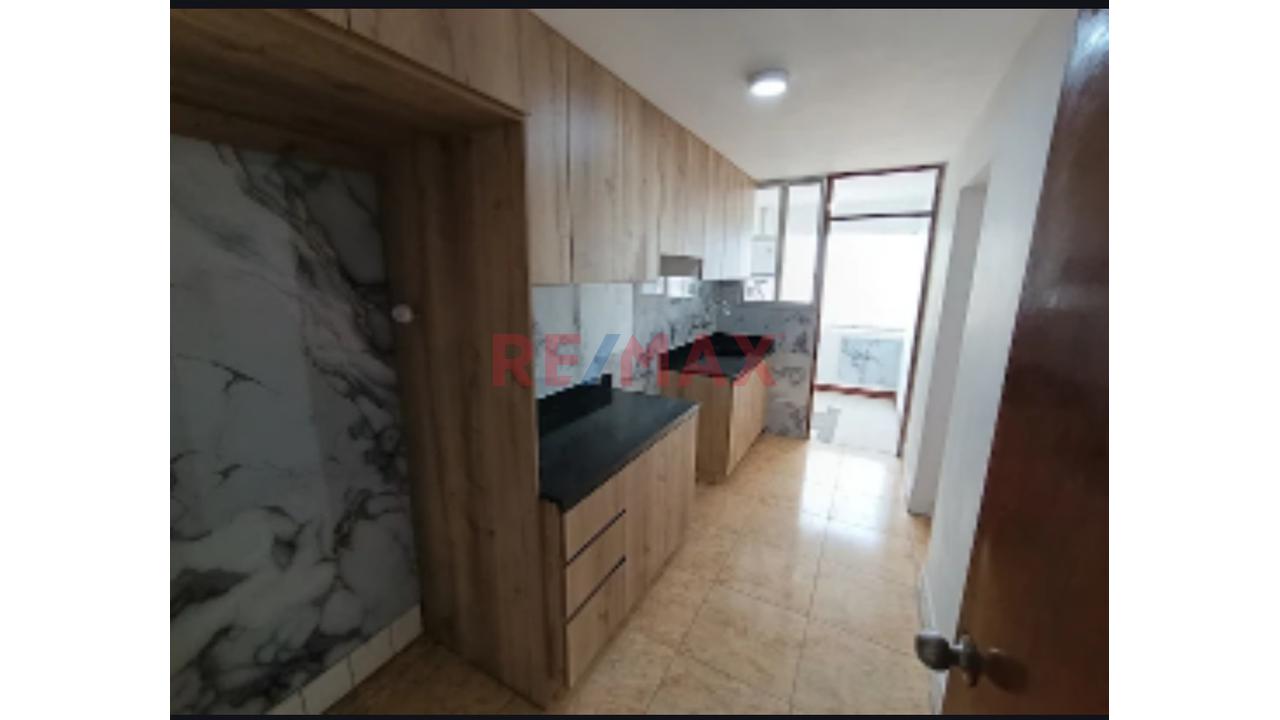 Departamento De Dos Dormitorios Con Impresionante Vista En San Borja. Tiene A Su Pie El Polideportivo Y A Dos Cuadras Del Plaza De Aviación - Angamos Con Todo Lo Que Soñaste Tener — foto 5