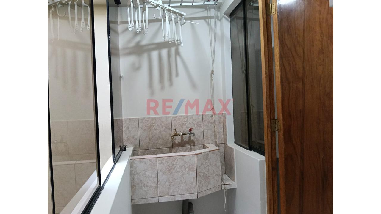 ¡Amplio Departamento De 102 M² En Av. Caminos Del Inca, Surco! — foto 6