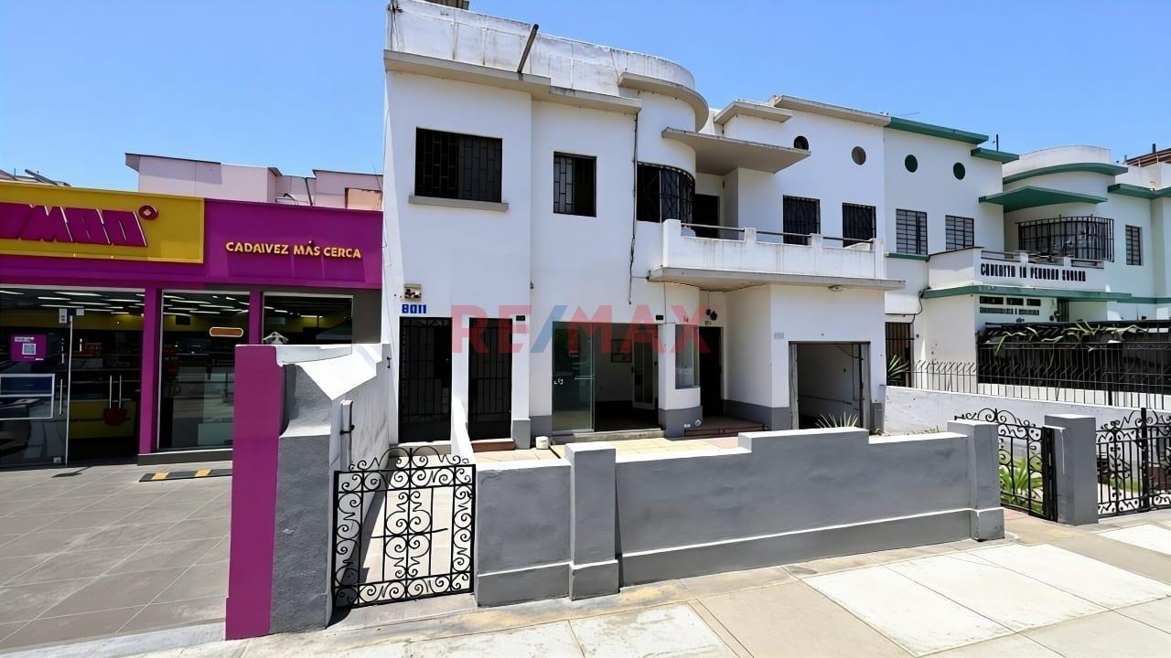 En Alquiler - Local Comercial De 215 M2 / En Primer Piso Con Puerta A La Calle / En La Av. Brasil - Jesus Maria — foto 4