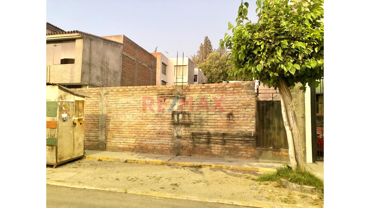 Se Alquila Terreno Urbano En Urb. Las Orquídeas. Arequipa - 4
